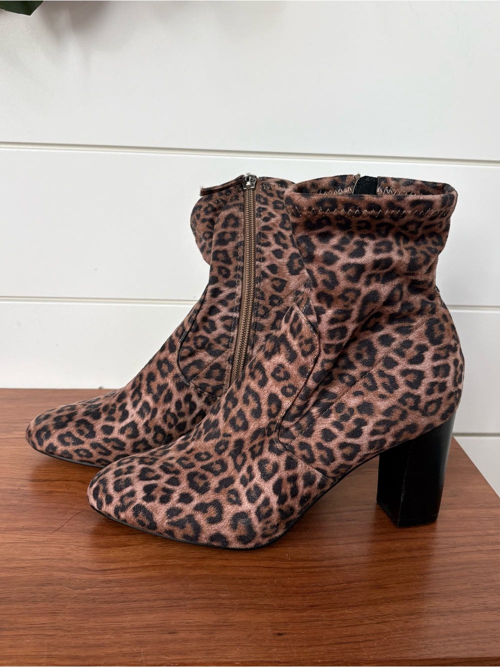 Steve Madden Elaine Leopard Animal Print Ankle Sock Zip Booties Boots Block 6.5